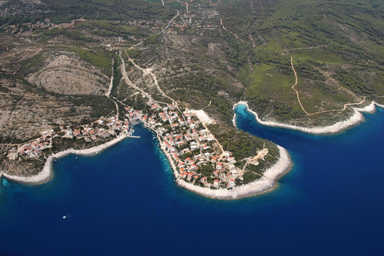 Apartments By The Sea Zavalatica, Korcula - 247 Exterior foto